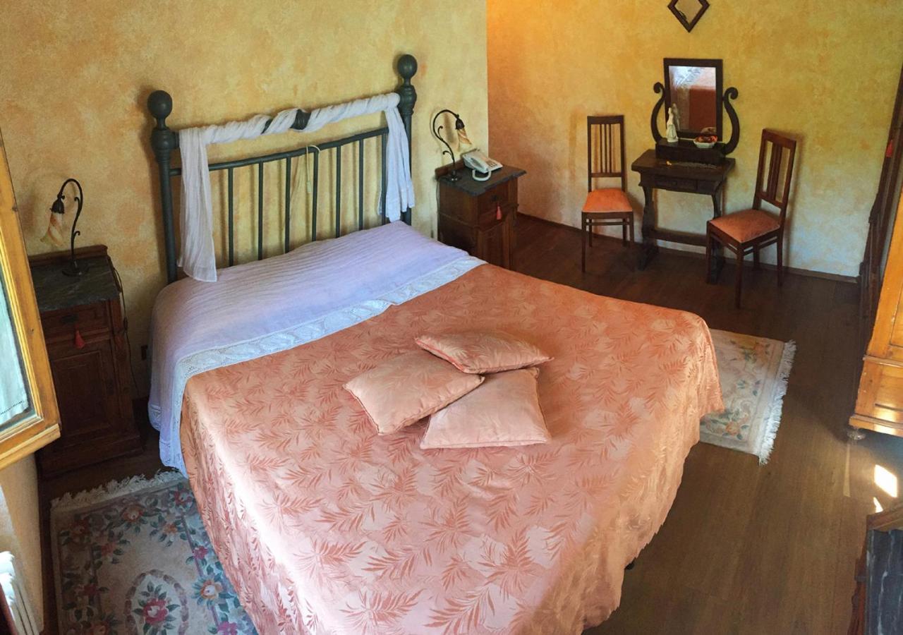 Ulivo Rosso Bed and Breakfast Sesto Fiorentino Rum bild
